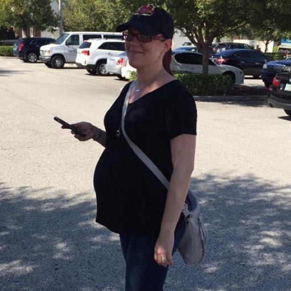 Old Navy Tie Back Maternity Shirt - Picture 3 of 3